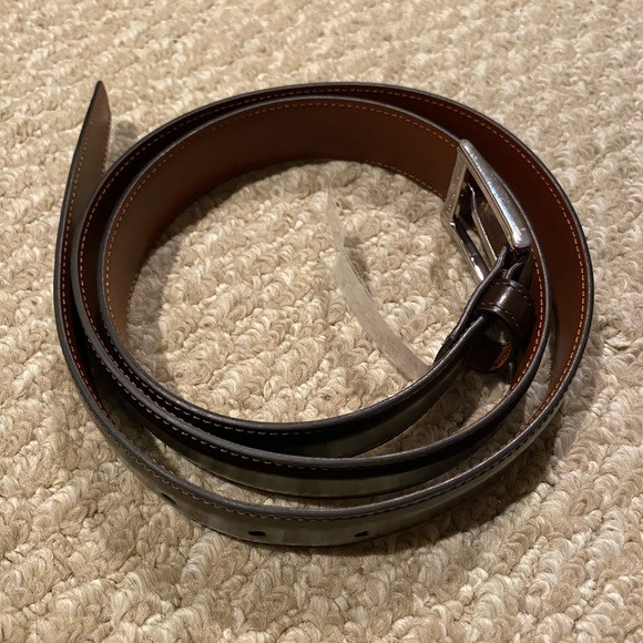 Brooks Brothers belt.  Silver buckle.   Brown leather. - Picture 3 of 5